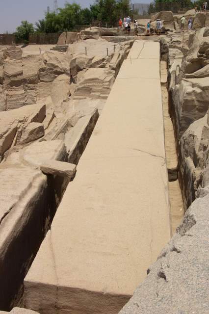 Asuan ,niedokończony obelisk